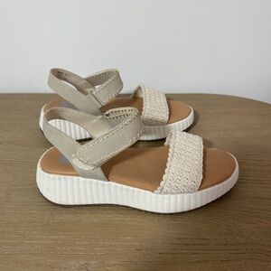 Dolce Vita Drake Platform Sandal, Size 9.5